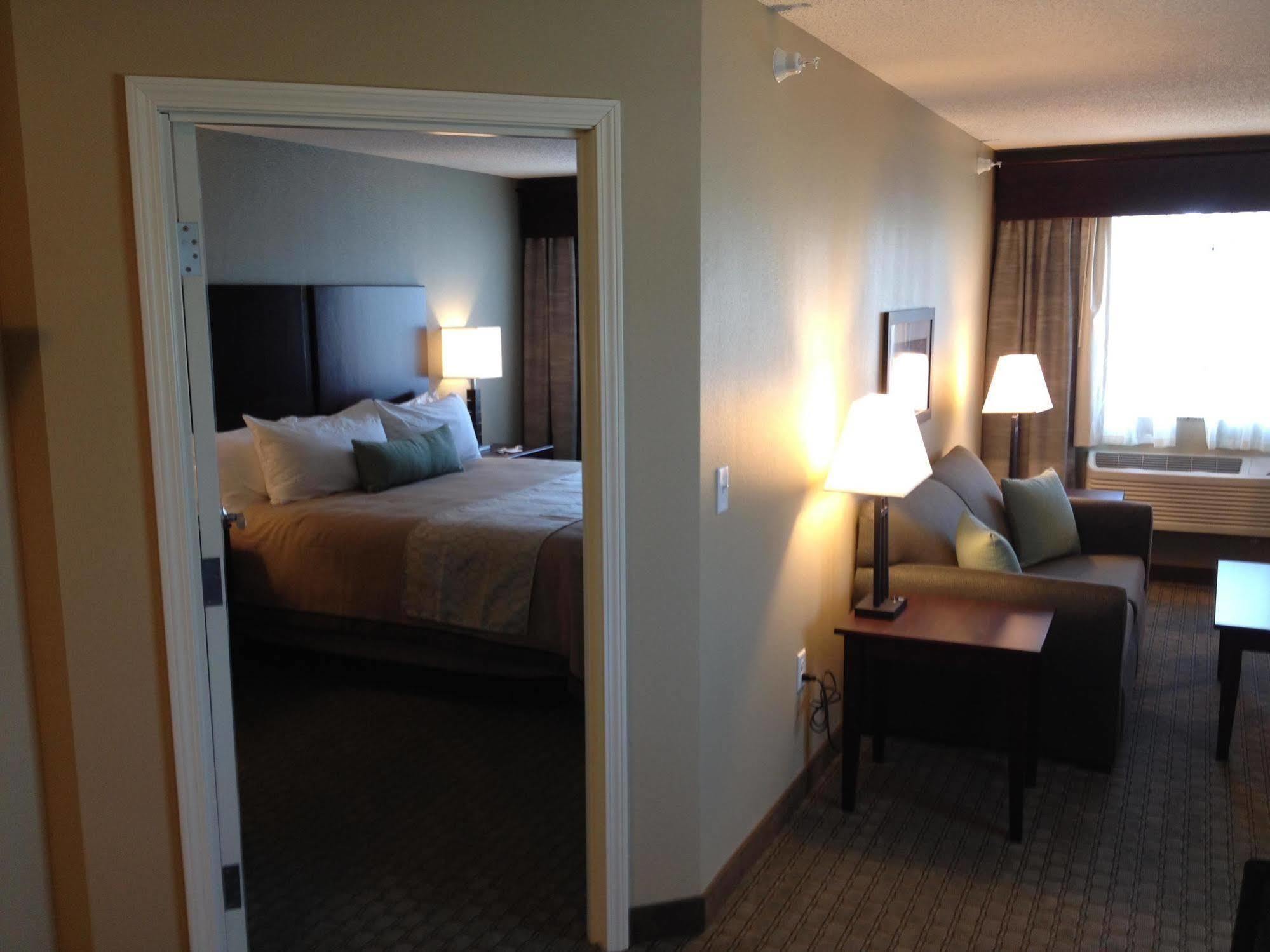 Grandstay Hotel & Suites - Glenwood Exteriör bild